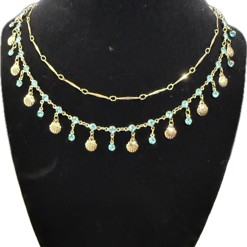 Elegant Gold and Blue Shell Necklace